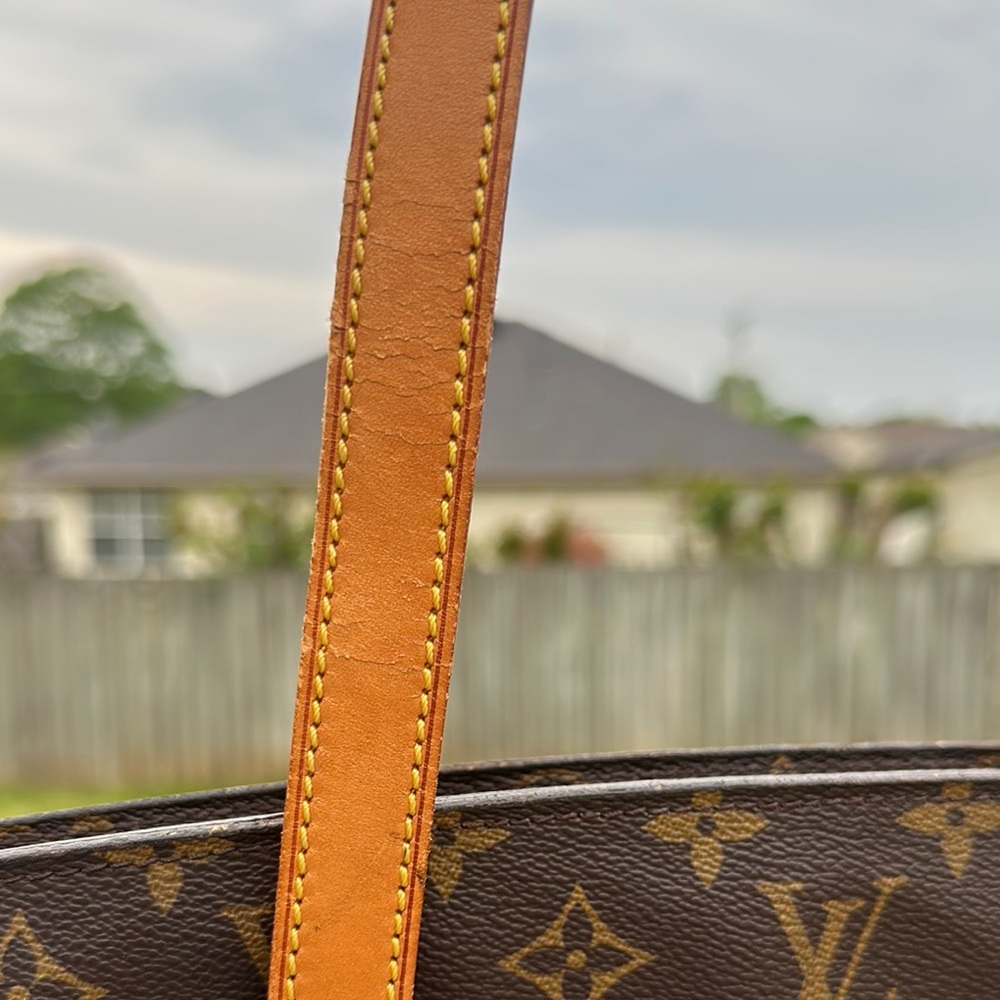 Louis Vuitton Monogram Tote Bag - Brown - Picture 8 of 16